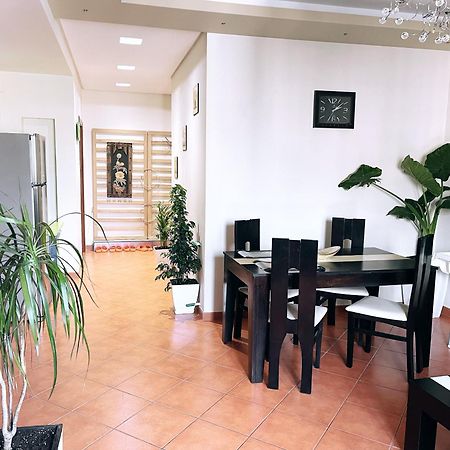 City Center Apartment Galeria Тирана Екстериор снимка