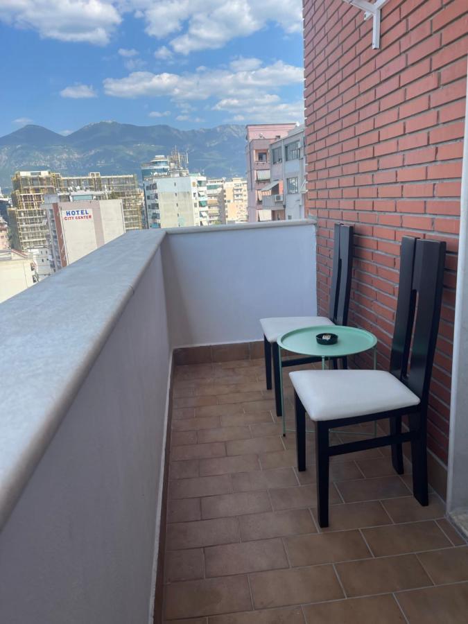 City Center Apartment Galeria Тирана Екстериор снимка