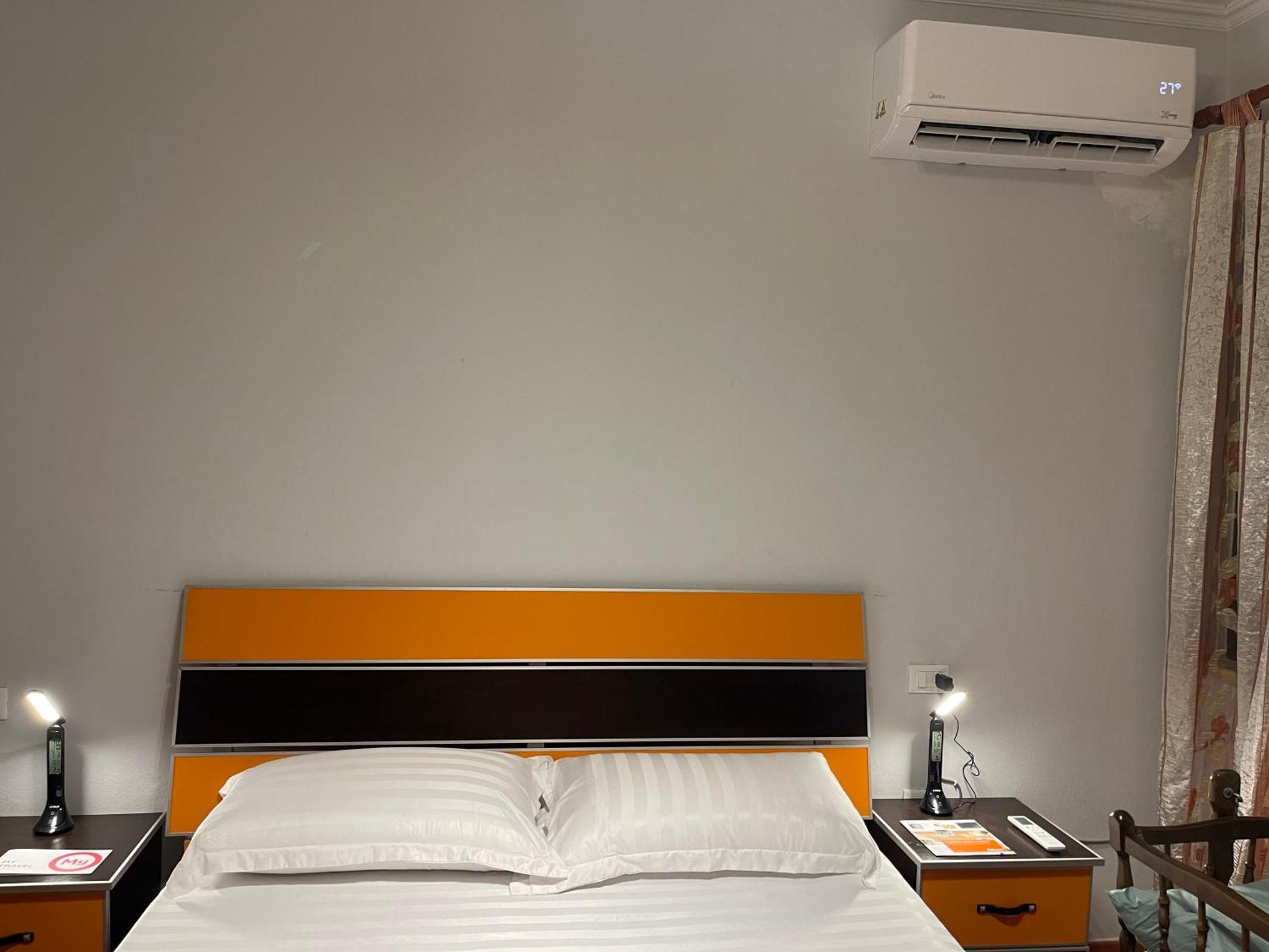 City Center Apartment Galeria Тирана Екстериор снимка