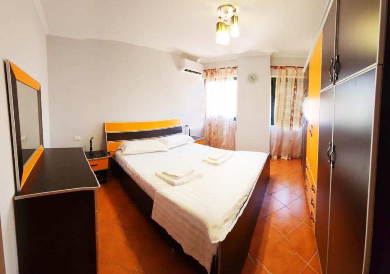 City Center Apartment Galeria Тирана Екстериор снимка